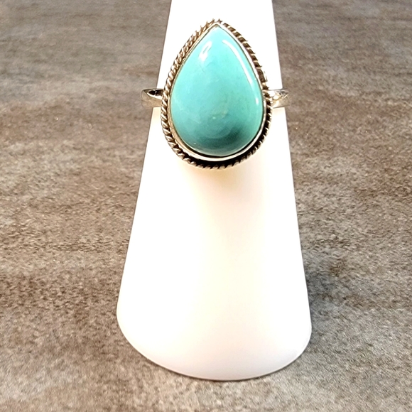 Vintage Jewelry - Sterling Silver Ring Size 6 Mountain Turquoise Stone
